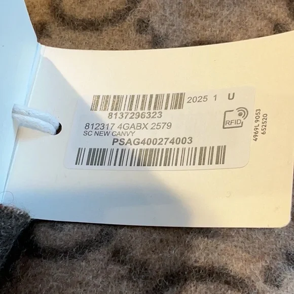 ❤️🔥CLEARANCE❤️🔥 NWT Gucci Dark Brown GG Patterned Cashmere Shawl, 45x190 cm - Picture 9 of 9